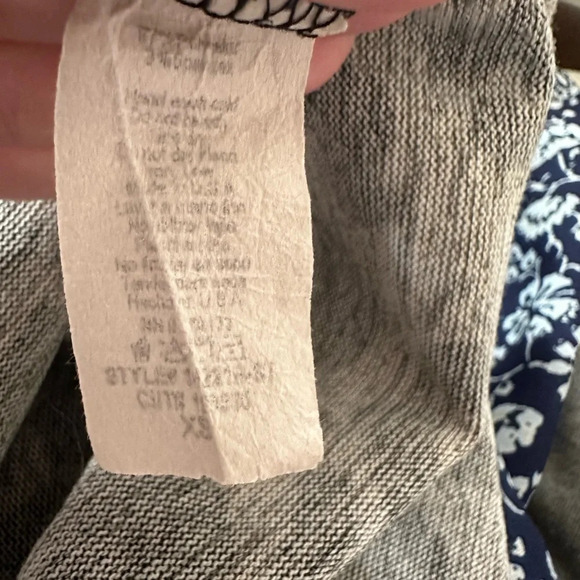 Pink Clover Leopard Print Top size XS - Picture 4 of 4